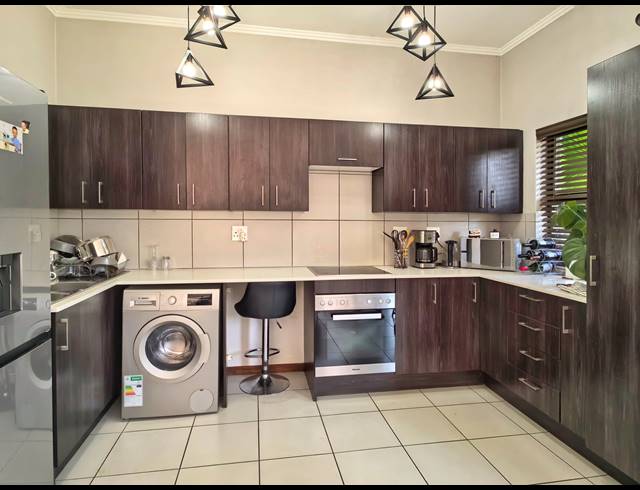 2 BEDROOM APARTMENT FOR SALE IN JACKAL CREEK GOLF ESTATE